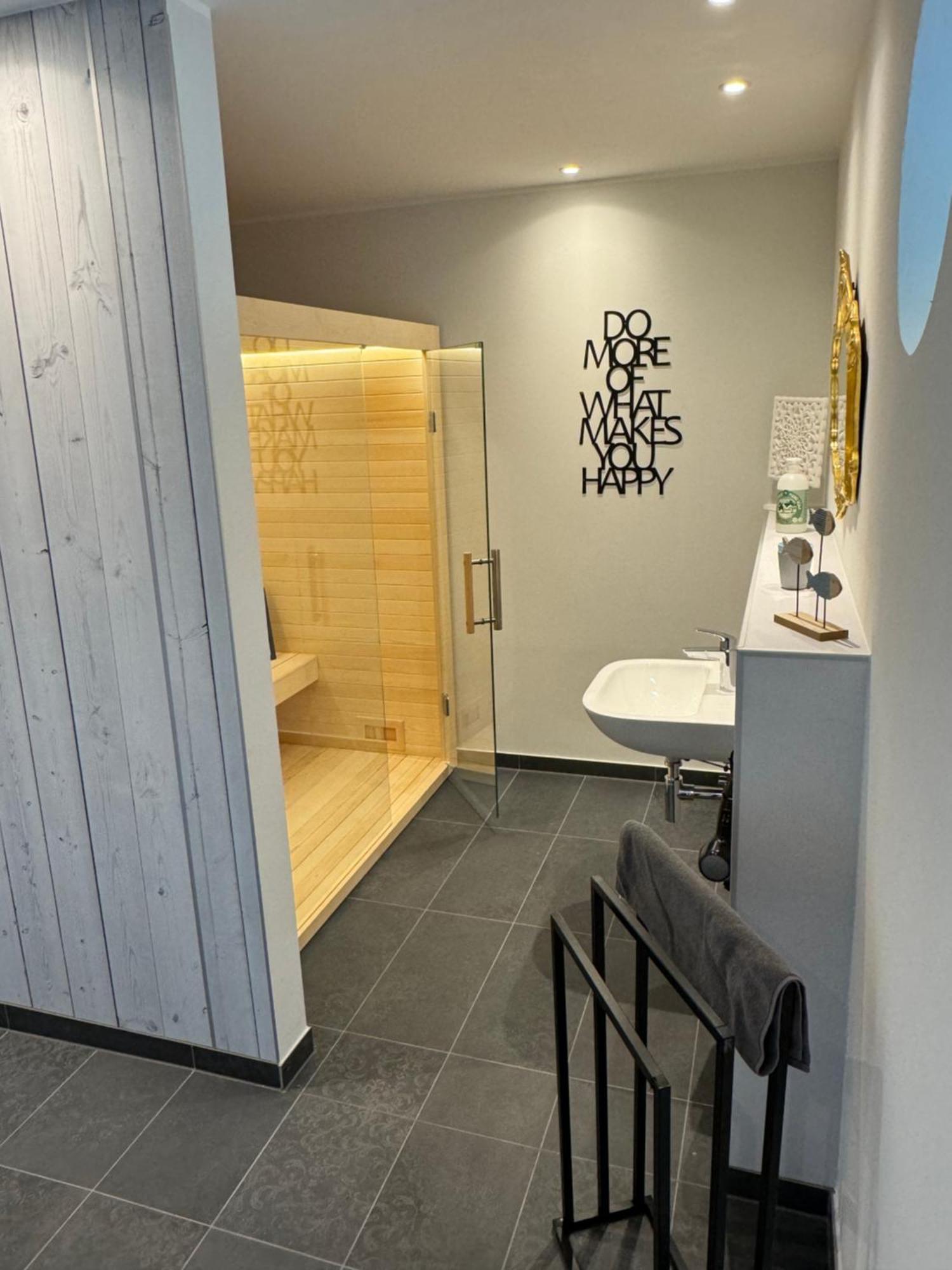 Ommi Kese See-suite Sauna Biggesee Apartment